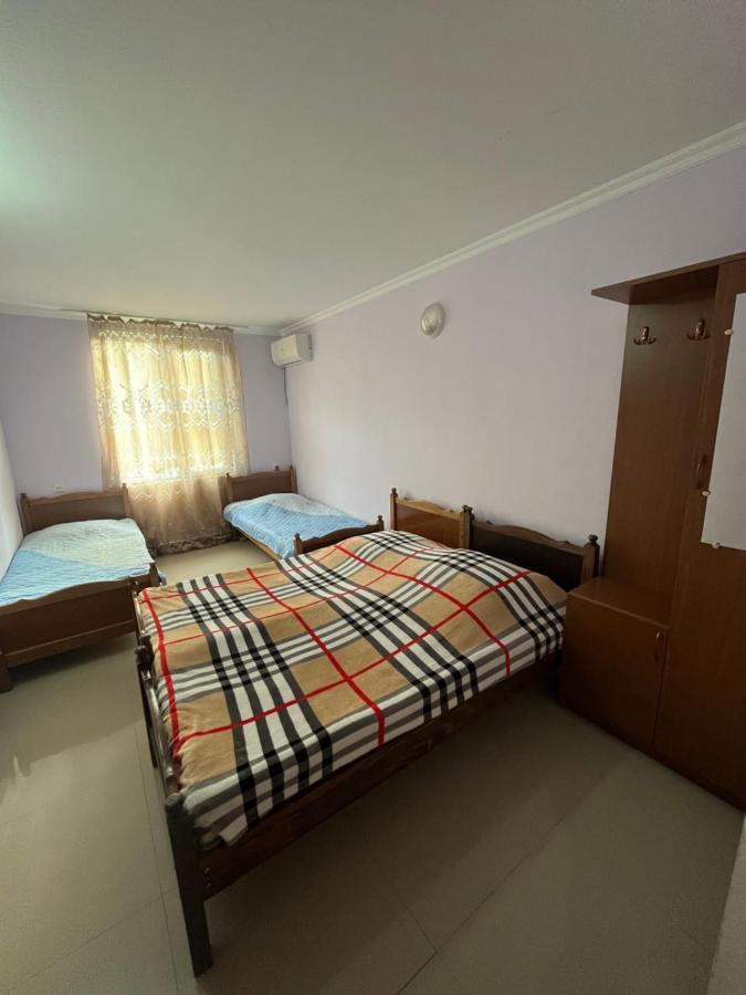 Mimino-Kongo Hotel Уреки Екстериор снимка