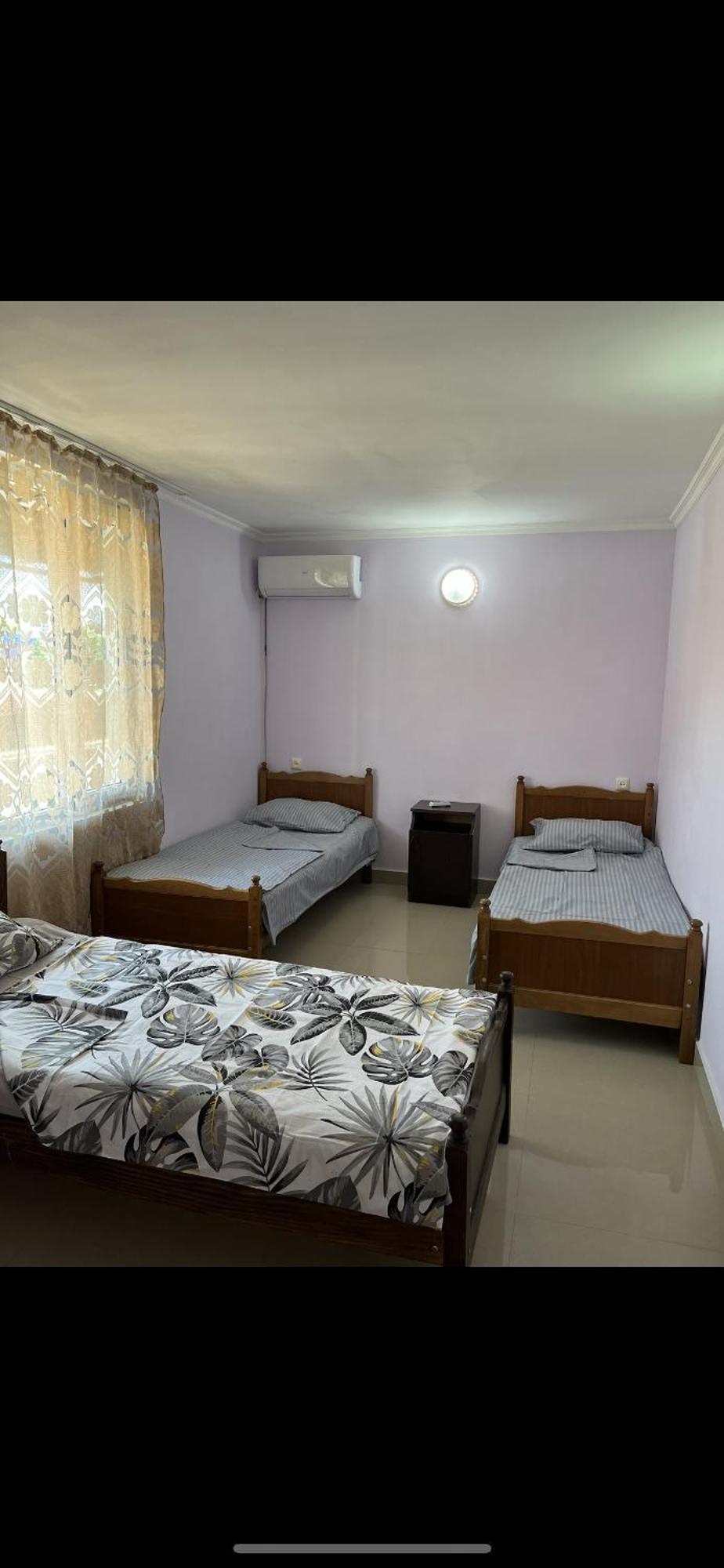 Mimino-Kongo Hotel Уреки Екстериор снимка